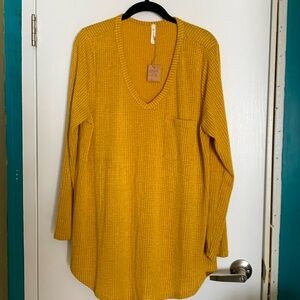 Long sleeve tunic / leightweight / new with tag / mustard color